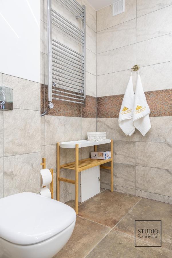 ヴァドヴィツェApartament Karminowyアパートメント エクステリア 写真